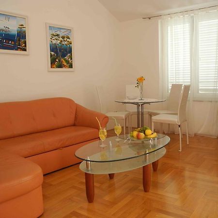יזרה Apartments Antonela מראה חיצוני תמונה