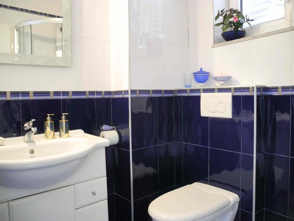יזרה Apartments Antonela מראה חיצוני תמונה