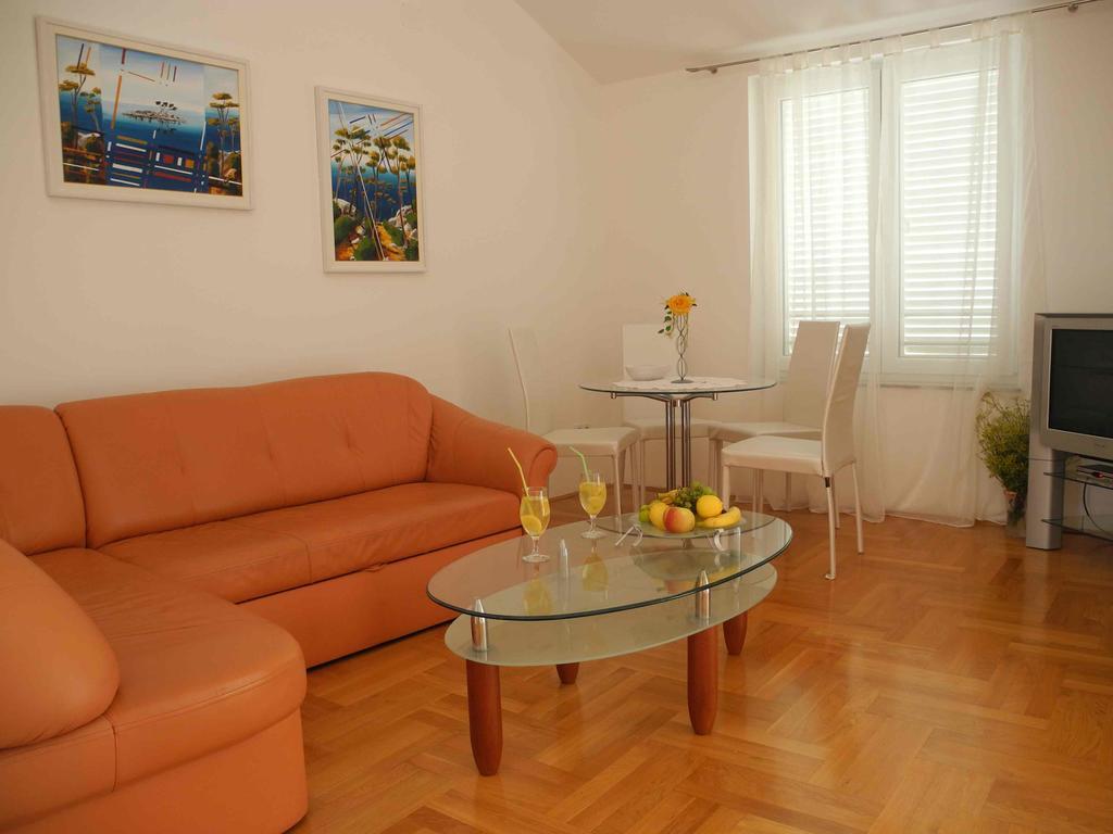 יזרה Apartments Antonela מראה חיצוני תמונה